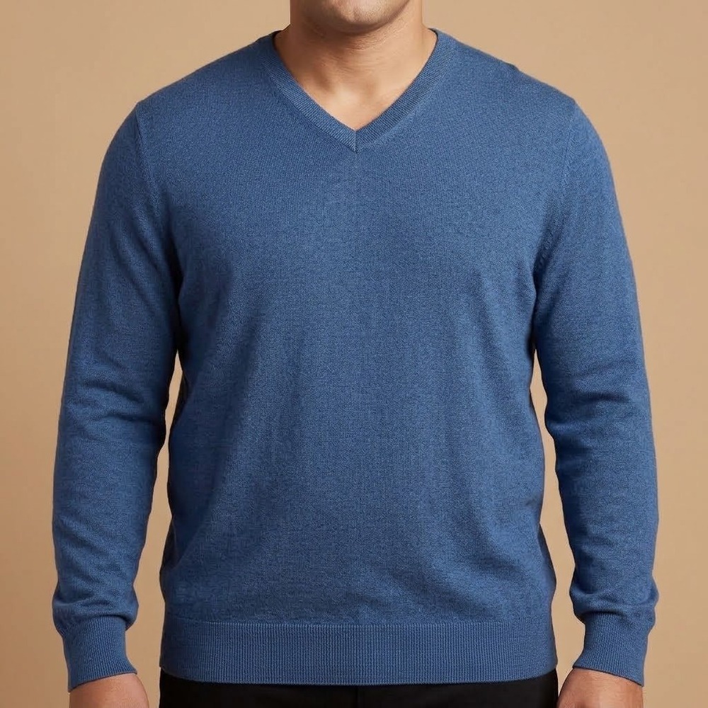 Banana Republic V-Neck Sweater Mens L Blue Silk Cashmere EUC